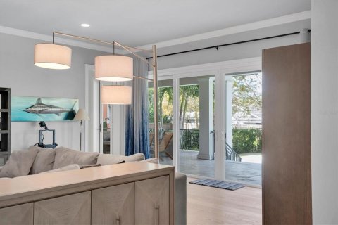 Villa ou maison à vendre à Saint Petersburg, Floride: 5 chambres, 444.72 m2 № 1508451 - photo 8