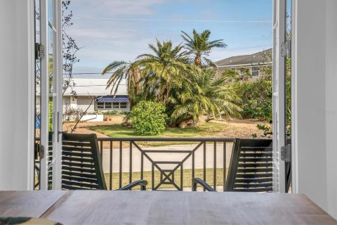 Villa ou maison à vendre à Saint Petersburg, Floride: 5 chambres, 444.72 m2 № 1508451 - photo 16