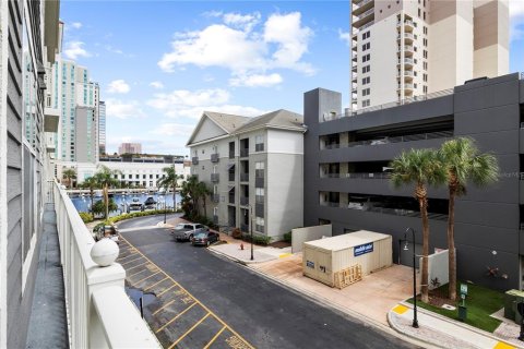 Copropriété à vendre à Tampa, Floride: 2 chambres, 110 m2 № 1902208 - photo 22