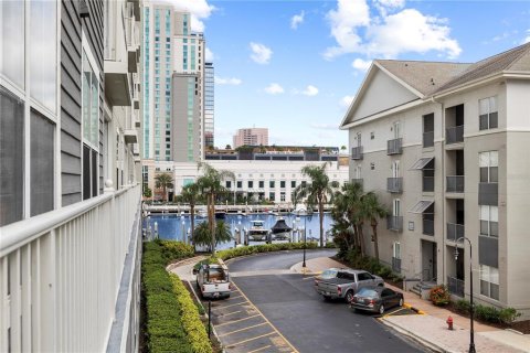Copropriété à vendre à Tampa, Floride: 2 chambres, 110 m2 № 1902208 - photo 24