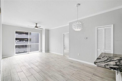 Copropriété à vendre à Tampa, Floride: 2 chambres, 110 m2 № 1902208 - photo 4