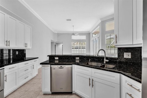 House in Weston, Florida 5 bedrooms, 274.62 sq.m. № 1823902 - photo 21