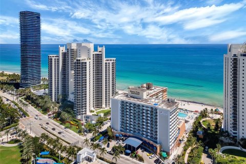 Copropriété à vendre à Sunny Isles Beach, Floride: 33.44 m2 № 1939573 - photo 18