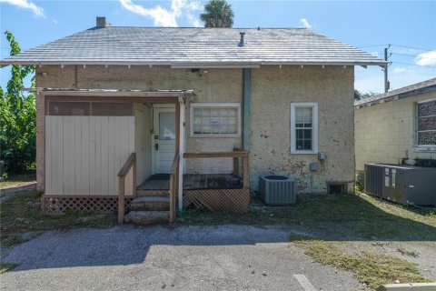 Commercial property in Mount Dora, Florida № 1881333 - photo 11