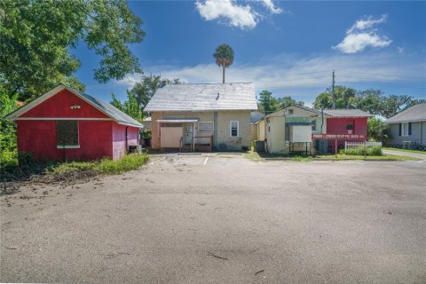 Commercial property in Mount Dora, Florida № 1881333 - photo 9