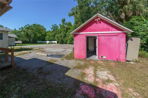 Commercial property in Mount Dora, Florida № 1881333 - photo 12