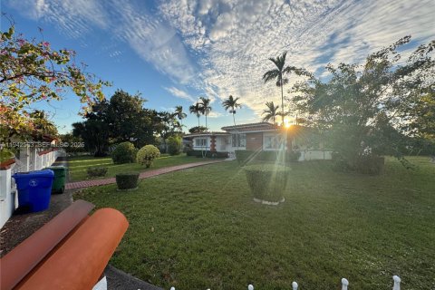 Terrain à vendre à Miami, Floride № 2000080 - photo 5