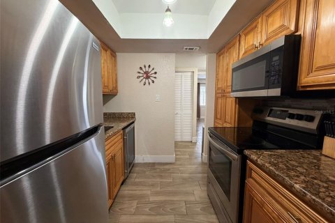 Condo in Orlando, Florida, 1 bedroom № 2233818 - photo 3