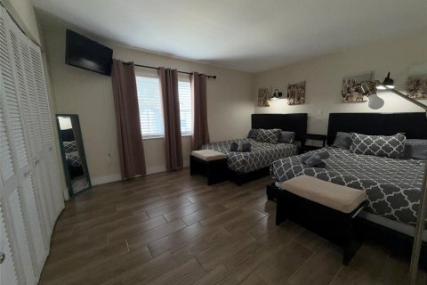 Condo in Orlando, Florida, 1 bedroom № 2233818 - photo 20