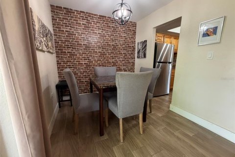 Condo in Orlando, Florida, 1 bedroom № 2233818 - photo 16