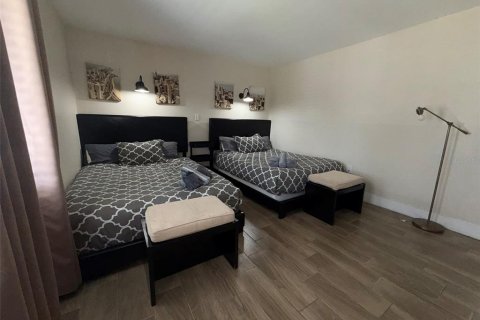 Condo in Orlando, Florida, 1 bedroom № 2233818 - photo 18