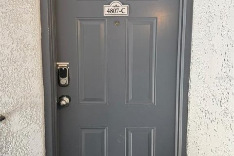 Condo in Orlando, Florida, 1 bedroom № 2233818 - photo 2