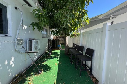 Снять в аренду виллу или дом в Майами, Флорида 4 спальни, 170.01м2, № 1951752 - фото 13