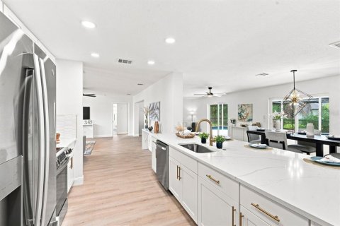Villa ou maison à vendre à Nokomis, Floride: 3 chambres, 221.48 m2 № 2316846 - photo 11
