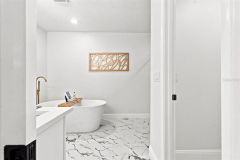 Villa ou maison à vendre à Nokomis, Floride: 3 chambres, 221.48 m2 № 2316846 - photo 28