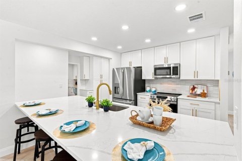 Villa ou maison à vendre à Nokomis, Floride: 3 chambres, 221.48 m2 № 2316846 - photo 14