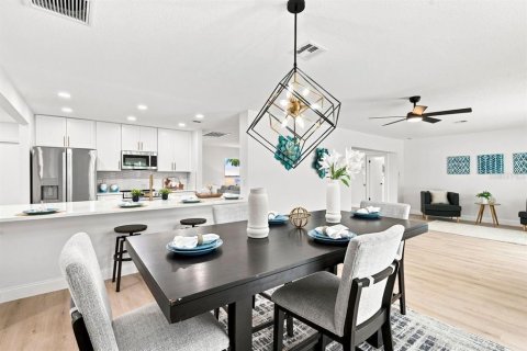 Villa ou maison à vendre à Nokomis, Floride: 3 chambres, 221.48 m2 № 2316846 - photo 10