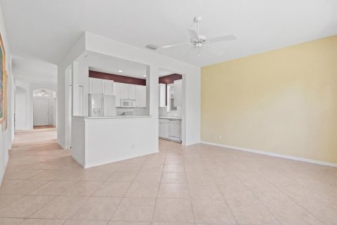 Casa en venta en Jensen Beach, Florida, 4 dormitorios, 176.42 m2 № 2173878 - foto 6