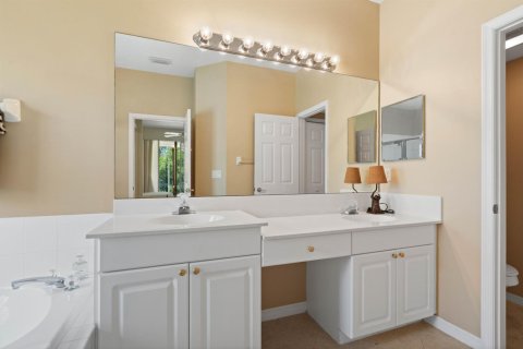 Casa en venta en Jensen Beach, Florida, 4 dormitorios, 176.42 m2 № 2173878 - foto 15