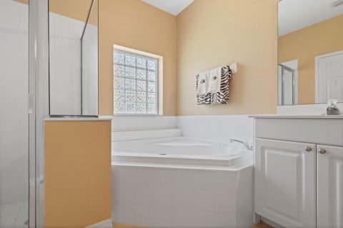Casa en venta en Jensen Beach, Florida, 4 dormitorios, 176.42 m2 № 2173878 - foto 17