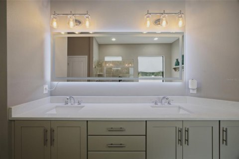 Casa en venta en Tampa, Florida, 3 dormitorios, 203.64 m2 № 2195839 - foto 22