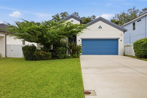 Casa en venta en Tampa, Florida, 3 dormitorios, 203.64 m2 № 2195839 - foto 2