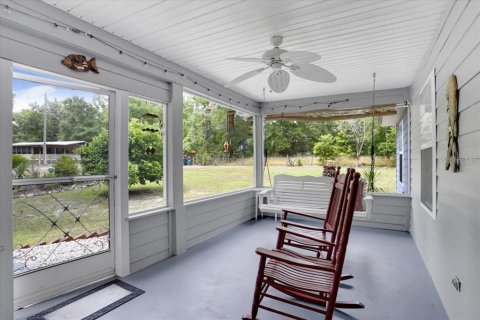 House in Fort White, Florida 3 bedrooms, 155.05 sq.m. № 1680418 - photo 7