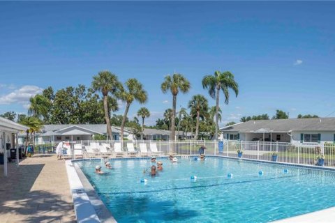 Casa en venta en Bradenton, Florida, 2 dormitorios, 107.86 m2 № 2220335 - foto 29