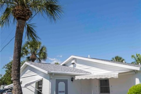 Casa en venta en Bradenton, Florida, 2 dormitorios, 107.86 m2 № 2220335 - foto 24