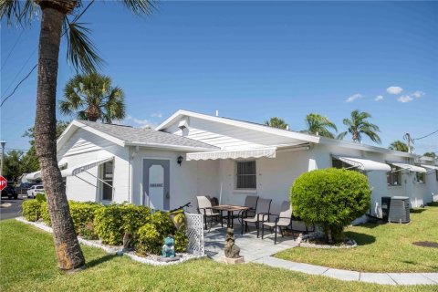 Casa en venta en Bradenton, Florida, 2 dormitorios, 107.86 m2 № 2220335 - foto 23