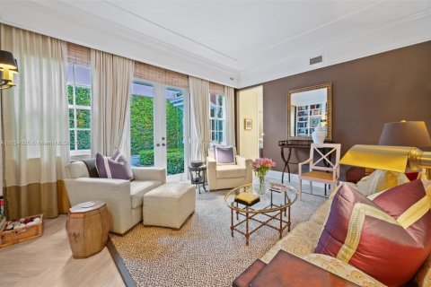 Copropriété à vendre à Coral Gables, Floride: 3 chambres, 214.14 m2 № 1836619 - photo 15
