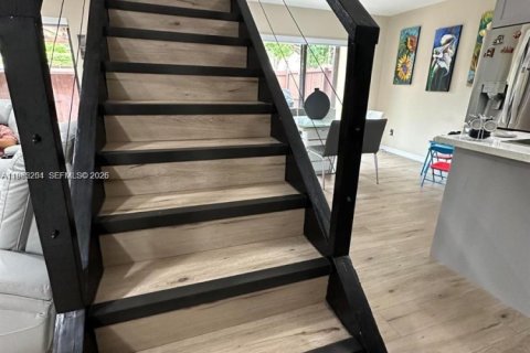 Touwnhouse à louer à Miami, Floride: 2 chambres, 129.13 m2 № 2026503 - photo 6