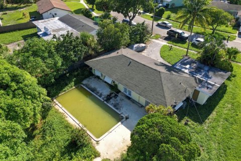 Casa en venta en West Palm Beach, Florida, 3 dormitorios, 125.6 m2 № 2366308 - foto 30