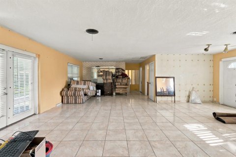 Casa en venta en West Palm Beach, Florida, 3 dormitorios, 125.6 m2 № 2366308 - foto 13