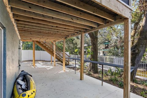 House in Tampa, Florida 3 bedrooms, 188.13 sq.m. № 1528440 - photo 27