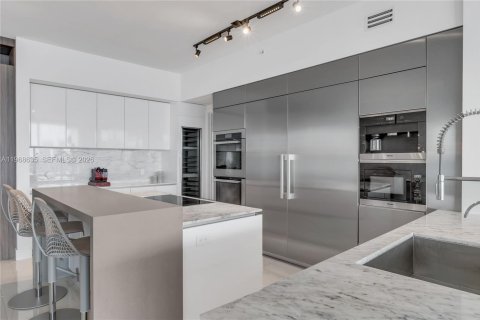 Copropriété à vendre à Aventura, Floride: 4 chambres, 317.26 m2 № 2031622 - photo 12