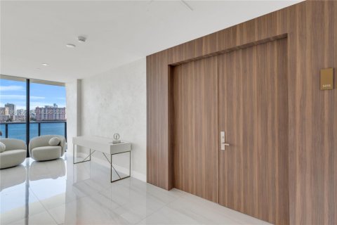 Copropriété à vendre à Aventura, Floride: 4 chambres, 317.26 m2 № 2031622 - photo 2