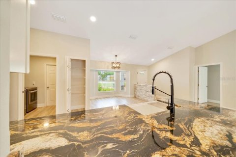 Villa ou maison à vendre à Ocala, Floride: 4 chambres, 222.22 m2 № 1804822 - photo 17