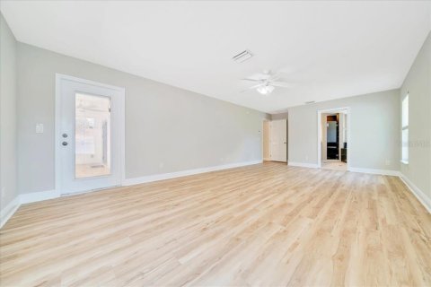 Villa ou maison à vendre à Ocala, Floride: 4 chambres, 222.22 m2 № 1804822 - photo 19