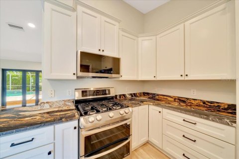 Villa ou maison à vendre à Ocala, Floride: 4 chambres, 222.22 m2 № 1804822 - photo 12