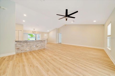 Villa ou maison à vendre à Ocala, Floride: 4 chambres, 222.22 m2 № 1804822 - photo 16