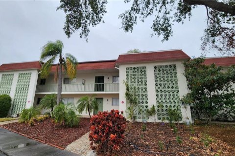 Condominio en alquiler en Sarasota, Florida, 2 dormitorios, 90.77 m2 № 1736912 - foto 23