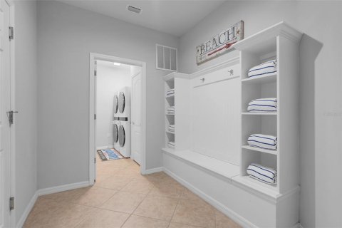 Casa en venta en Kissimmee, Florida, 8 dormitorios, 375.42 m2 № 1913669 - foto 15