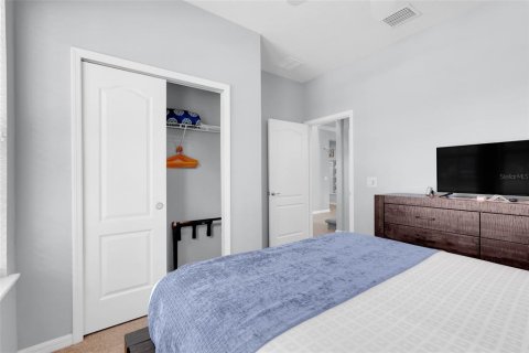 Casa en venta en Kissimmee, Florida, 8 dormitorios, 375.42 m2 № 1913669 - foto 29