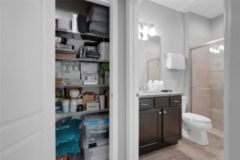 Casa en venta en Kissimmee, Florida, 8 dormitorios, 375.42 m2 № 1913669 - foto 14