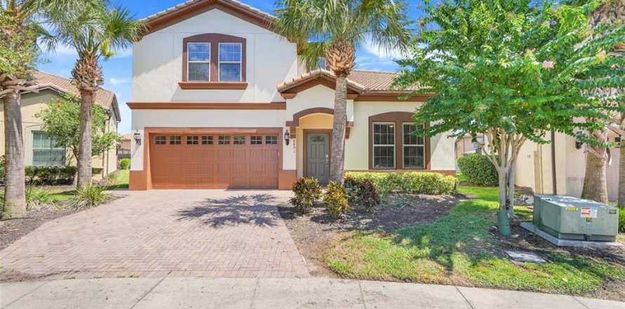 Casa en Kissimmee, Florida 8 dormitorios, 375.42 m2 № 1913669