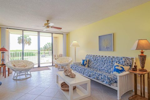 Condo in Hutchinson Island South, Florida, 2 bedrooms  № 2183992 - photo 5