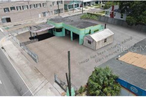 Commercial property in Tampa, Florida 145.39 sq.m. № 789759 - photo 1