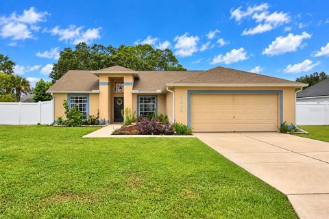 Villa ou maison à Lakeland, Floride 4 chambres, 151.99 m2 № 2408344