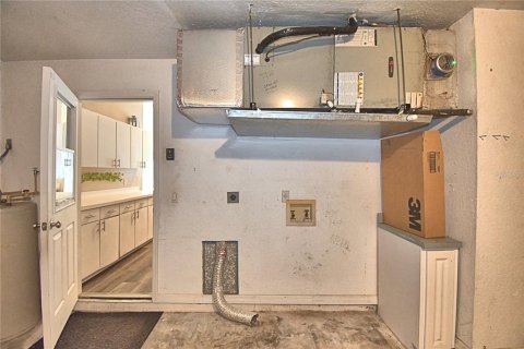 Villa ou maison à vendre à Lakeland, Floride: 4 chambres, 151.99 m2 № 2408344 - photo 23